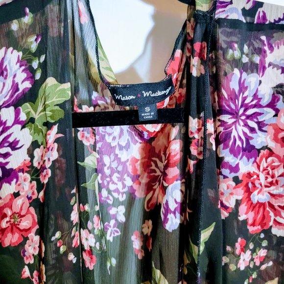 ⭐Mason & Mackenzie ⭐Black Colorful Floral ⭐️ Kimono Cardigan ⭐️ Flowing and FAB - Picture 11 of 12